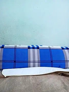 Tiomy99 online show from April 2026 10:21:02 PM