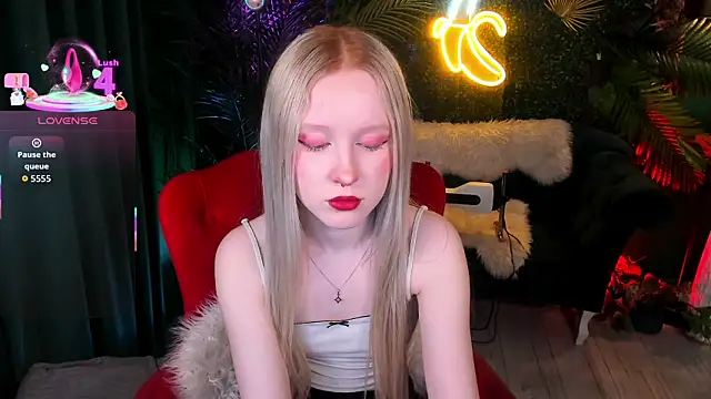 Sia Hart online show from February 2026 06:07:01 PM