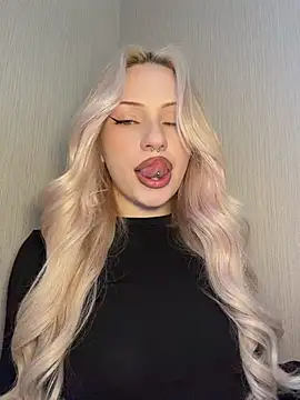 DayaFoxy online show from April 2026 01:46:02 PM