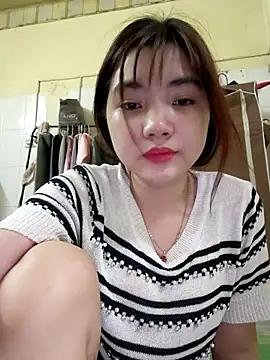 Snapshot of Pinks_cool chatting on April 2026 10:29:01 AM Pinks cool online show from April 2026 10:29:01 AM