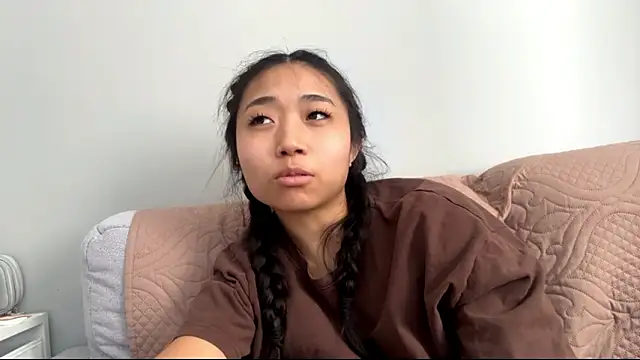 SweetMiaXO online show from March 2026 03:45:02 AM
