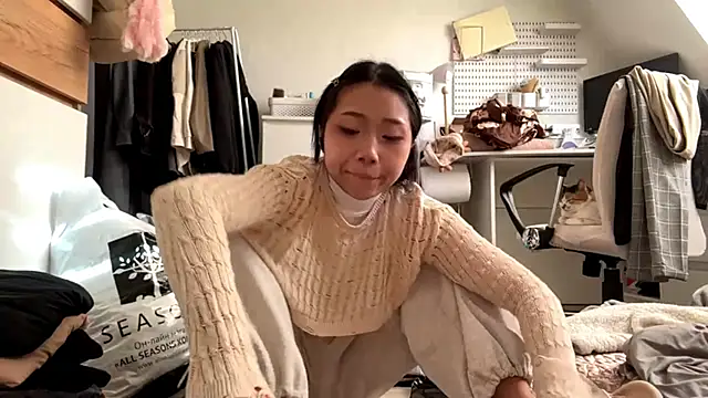 SweetMiaXO online show from May 2026 07:25:01 AM