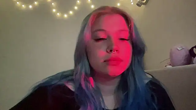 Lulu Di online show from May 2026 08:36:02 PM