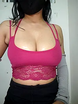 Snapshot of AngelTrisa chatting on July 2026 10:19:02 PM AngelTrisa online show from July 2026 10:19:02 PM
