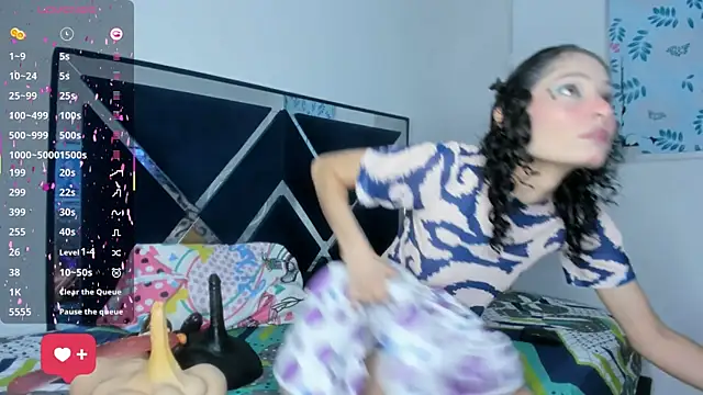 Snapshot of Ninna_Vergara chatting on March 2026 01:23:02 AM Ninna Vergara online show from March 2026 01:23:02 AM