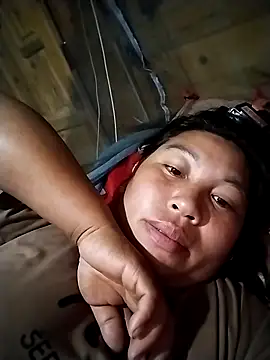 kussecka online show from April 2026 10:56:02 PM