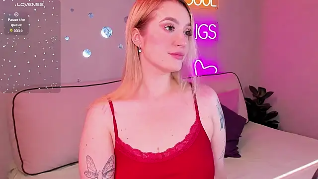 Viickie Nelsson online show from July 2026 09:24:01 AM