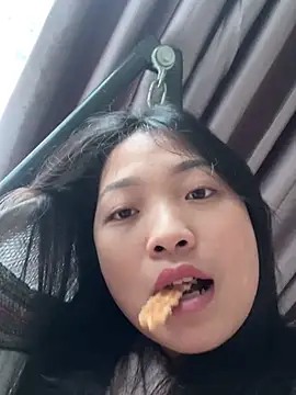 Lyn-be99 online show from February 2026 02:27:02 AM