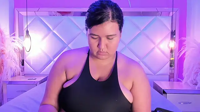 Snapshot of Dojaaiisha chatting on February 2026 10:57:02 PM Dojaaiisha online show from February 2026 10:57:02 PM