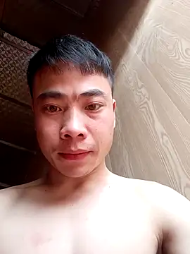 Snapshot of Henry_xx01 chatting on February 2026 03:05:01 AM Henry xx01 online show from February 2026 03:05:01 AM