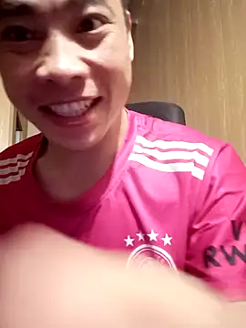 Snapshot of Henry_xx01 chatting on March 2026 03:05:02 PM Henry xx01 online show from March 2026 03:05:02 PM