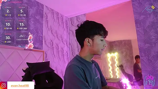 Snapshot of osamu_tay chatting on February 2026 11:39:01 AM osamu tay online show from February 2026 11:39:01 AM