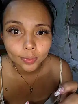 Daniela Cruz  online show from April 2026 02:17:02 AM