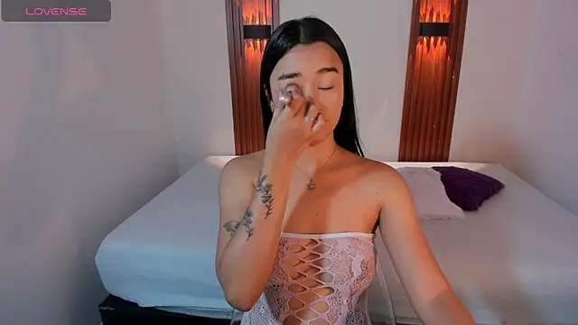 Lisy19 online show from March 2026 07:43:02 PM