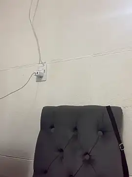 Snapshot of Jimena_luvv chatting on February 2026 02:43:01 AM Jimena luvv online show from February 2026 02:43:01 AM