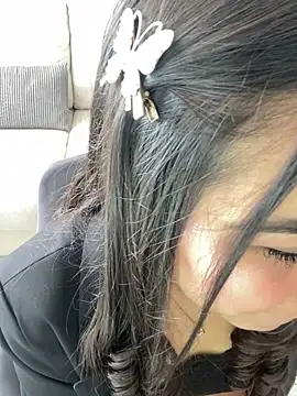 Mayka sex online show from April 2026 06:34:02 PM