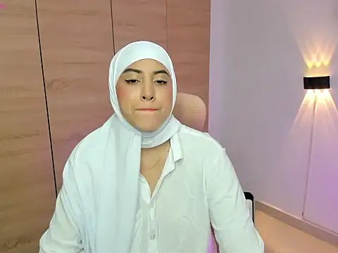 LAY LA  online show from March 2026 09:41:01 PM