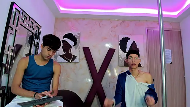 PRETTY COCK1 online show from February 2026 07:13:02 AM