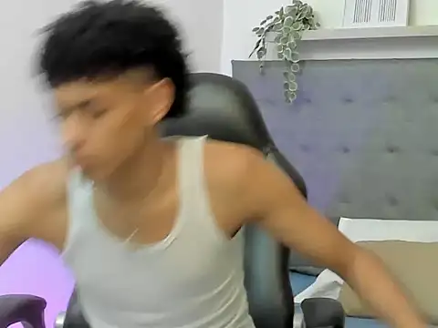 Snapshot of wes_gibbings chatting on February 2026 04:22:02 PM wes gibbings online show from February 2026 04:22:02 PM