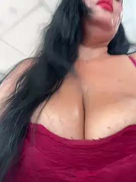 Savage-milf online show from March 2026 04:54:02 PM