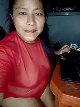 Snapshot of LaylaWinxxx chatting on March 2026 04:41:02 AM LaylaWinxxx online show from March 2026 04:41:02 AM