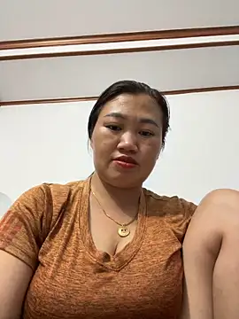 Puka2001 online show from February 2026 01:37:02 PM