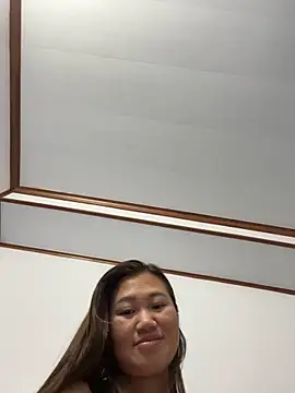 Puka2001 online show from February 2026 12:49:01 PM