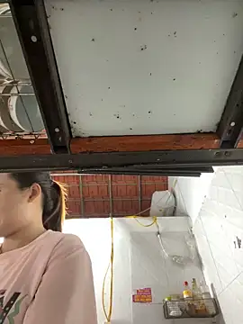 Puka2001 online show from March 2026 02:47:02 AM