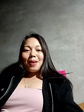 Snapshot of Rose-222 chatting on February 2026 01:17:01 AM Rose-222 online show from February 2026 01:17:01 AM