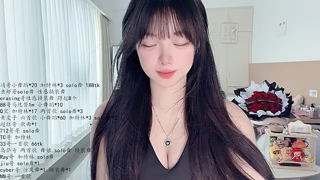 Snapshot of LovelyXiaoYi chatting on May 2026 12:39:01 AM LovelyXiaoYi online show from May 2026 12:39:01 AM