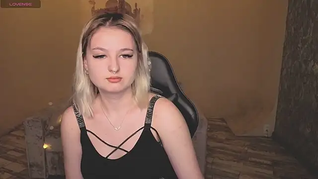 Snapshot of grase_neon chatting on February 2026 08:51:01 AM grase neon online show from February 2026 08:51:01 AM