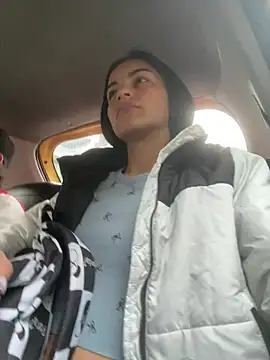 bliinkii and luka  online show from March 2026 11:28:02 AM