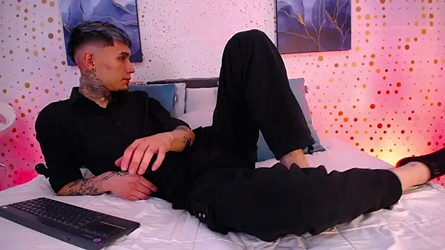 Snapshot of Max_Hader chatting on February 2026 01:15:02 PM Max Hader online show from February 2026 01:15:02 PM