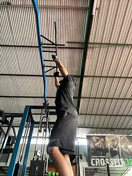 Snapshot of CreamKingg chatting on February 2026 09:36:02 PM CreamKingg online show from February 2026 09:36:02 PM