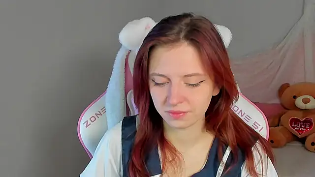 Snapshot of FreyaVey chatting on February 2026 05:22:02 AM FreyaVey online show from February 2026 05:22:02 AM