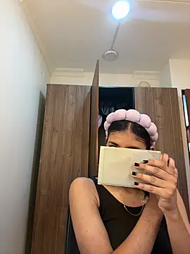 Violet rousse7 online show from March 2026 12:39:01 AM