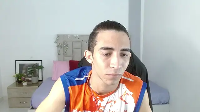 Caius fox online show from February 2026 11:26:01 AM