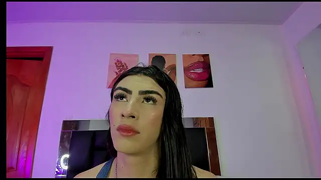 Snapshot of Isabella_Moon9 chatting on February 2026 11:15:02 AM Isabella Moon9 online show from February 2026 11:15:02 AM