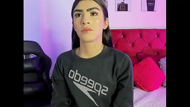 Snapshot of Isabella_Moon9 chatting on February 2026 11:37:01 AM Isabella Moon9 online show from February 2026 11:37:01 AM