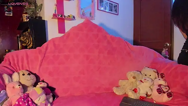 Snapshot of Rebecahart chatting on February 2026 06:47:02 AM Rebecahart online show from February 2026 06:47:02 AM