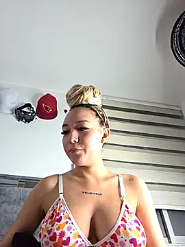 alaia princess online show from April 2026 11:30:02 PM