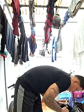 Zarc Jhonson online show from January 2025 03:43:01 PM