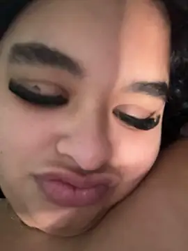 Aloyenita online show from February 2026 01:59:01 PM