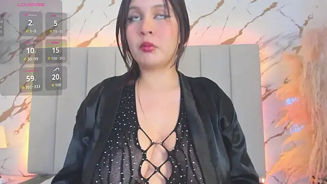 Snapshot of mia_serena_ chatting on February 2026 07:52:01 PM mia serena online show from February 2026 07:52:01 PM