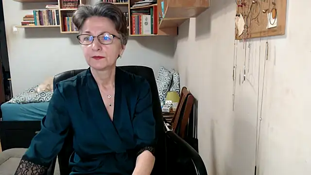 katemodel online show from September 2025 06:46:01 AM