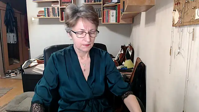 katemodel online show from September 2025 07:24:02 AM