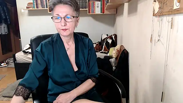 katemodel online show from October 2025 09:26:01 AM