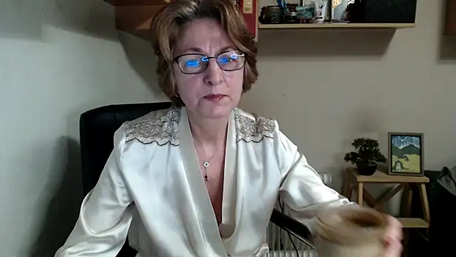 katemodel online show from April 2026 06:20:02 AM