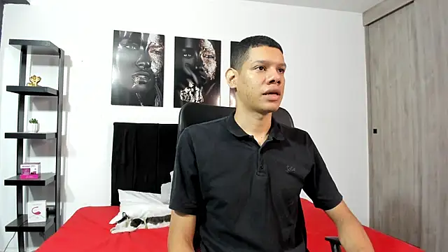 Snapshot of milo_cruz_ chatting on February 2026 03:27:02 PM milo cruz online show from February 2026 03:27:02 PM