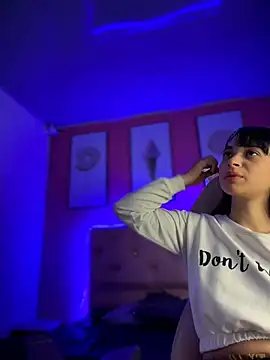 Snapshot of Sasha-18 chatting on February 2026 12:38:01 PM Sasha-18 online show from February 2026 12:38:01 PM